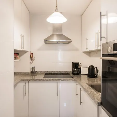 Apartament Sea Zephyr Centro Walk To Prime Location *