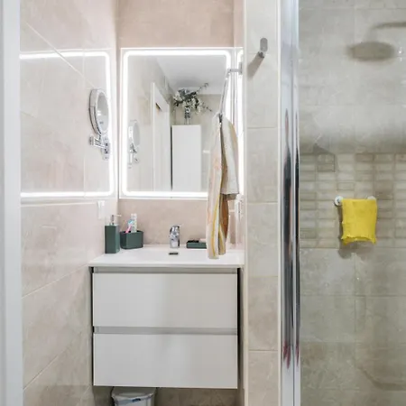 Sea Zephyr Centro Walk To Prime Location Apartament *
