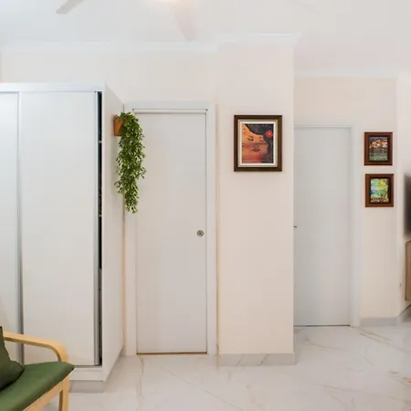 Sea Zephyr Centro Walk To Prime Location Apartament